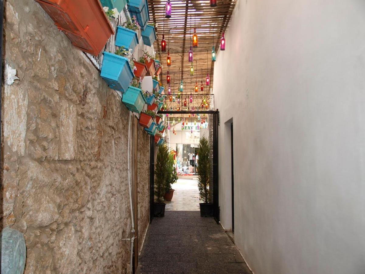 Avenue Hotel Kyrenia  Exteriör bild